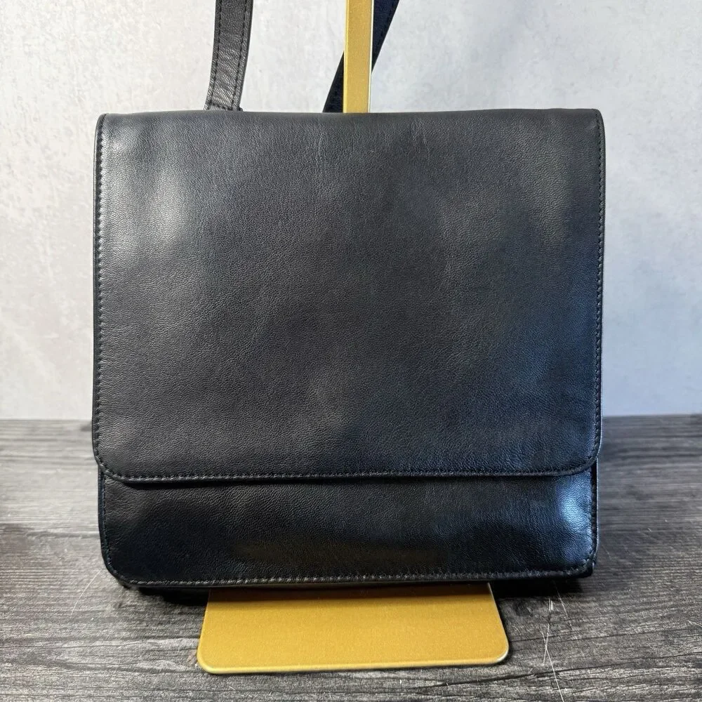 Vintage Tommy Bahama Leather Purse Black Crossbody Medium Multipocket Card Slots